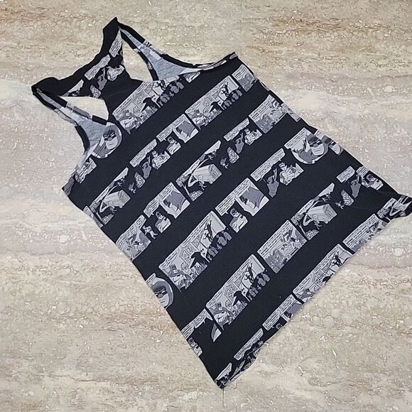 BATMAN youth LARGE COMIC TANK - Picture 5 of 5